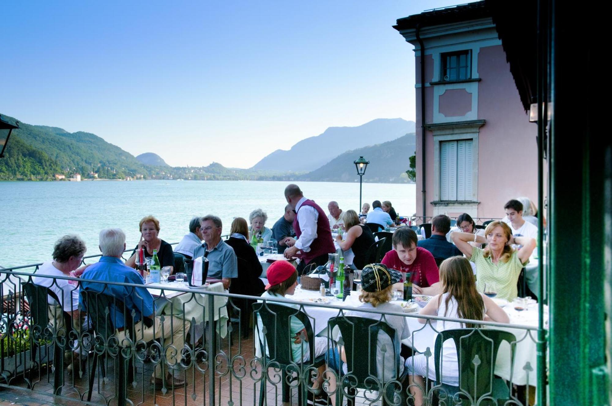 Albergo Ristorante Della Posta Morcote Eksteriør billede