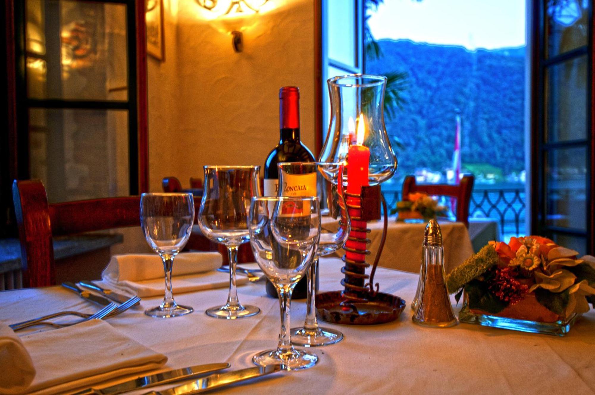 Albergo Ristorante Della Posta Morcote Eksteriør billede
