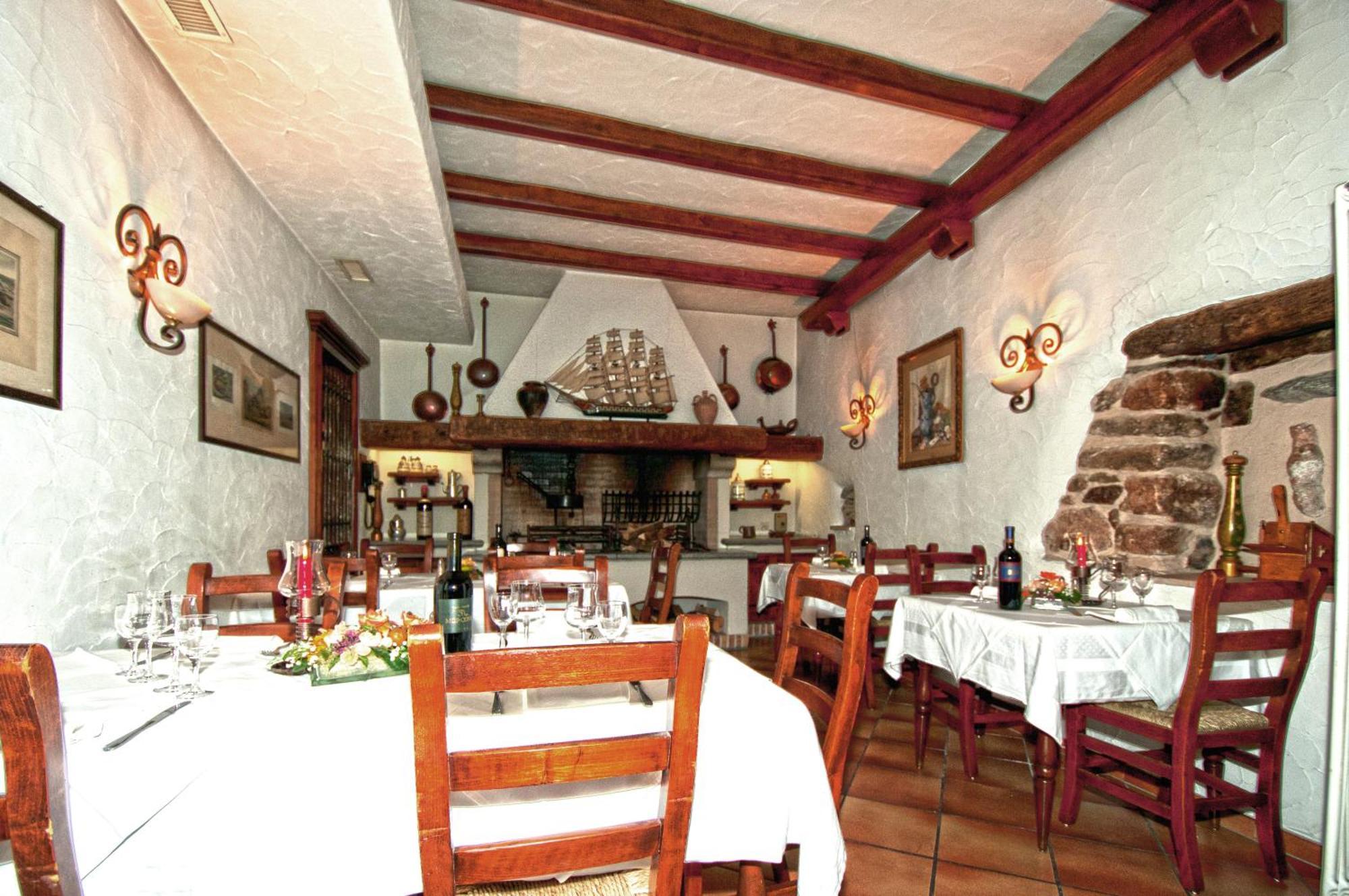 Albergo Ristorante Della Posta Morcote Eksteriør billede
